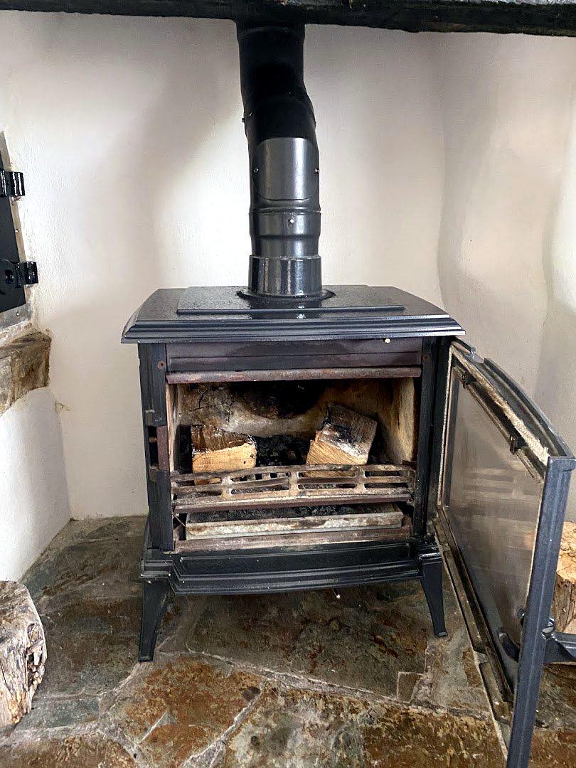 chimney work by J Day chimney sweeping. Covering Braunton Croyde,Georgeham, North Devon in Braunton